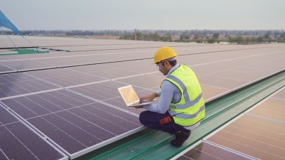 Who Does Solar Panels Service